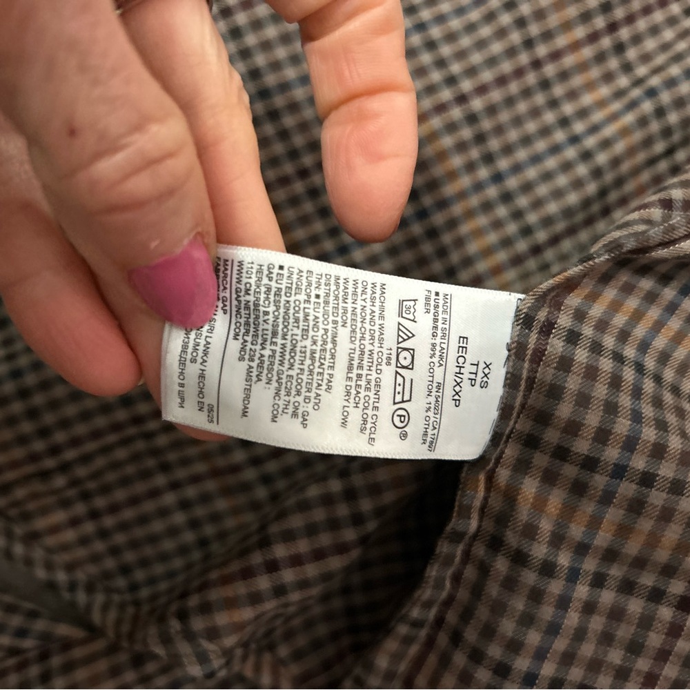 GAP Multicolor plaid Cropped Button-Down Shirt - image 5